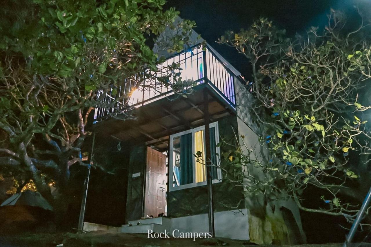Rock Campers Hotel And Resort Chillithodu Экстерьер фото