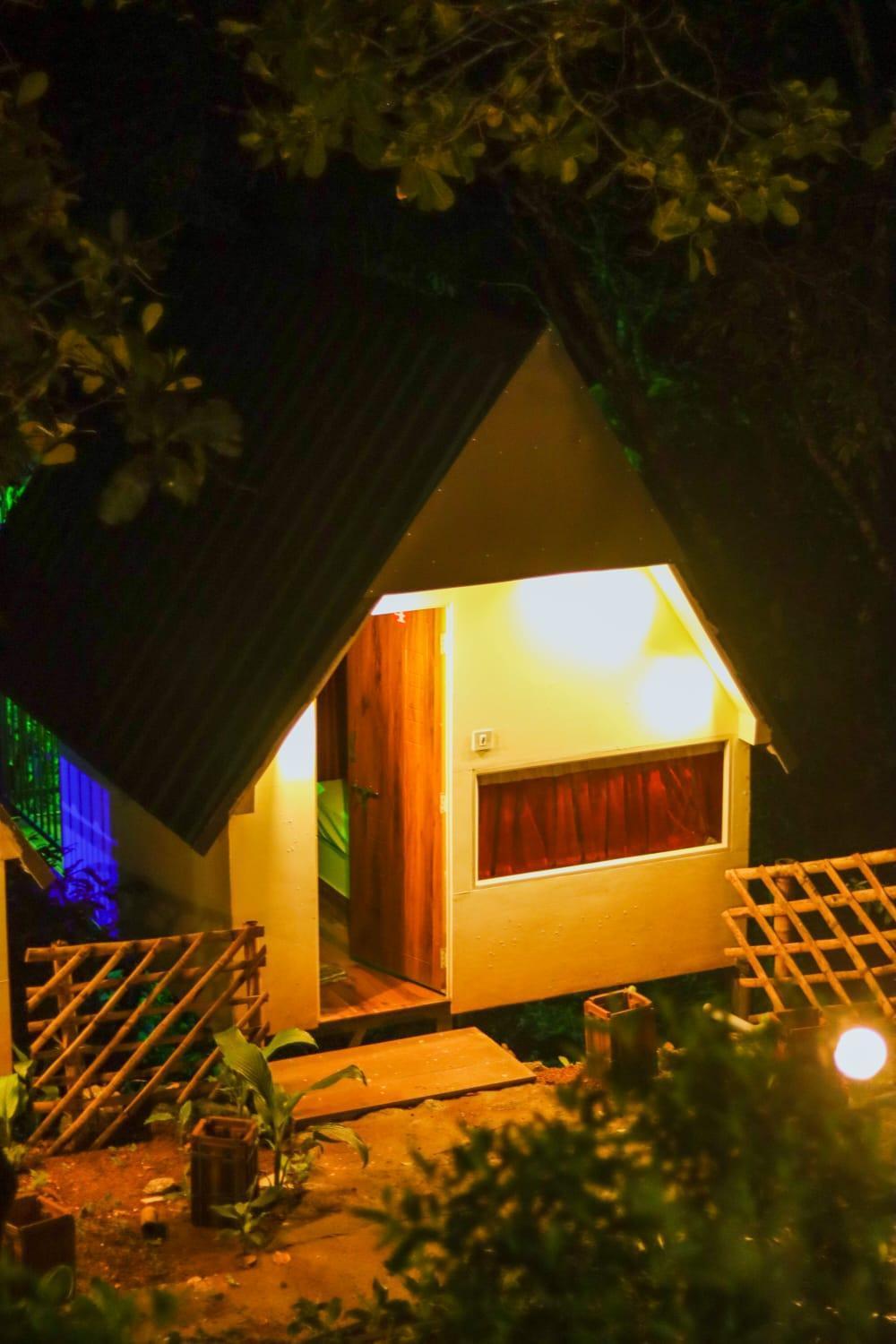 Rock Campers Hotel And Resort Chillithodu Экстерьер фото